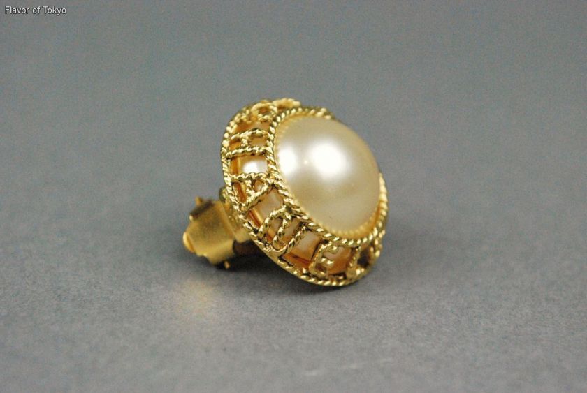 Auth CHANEL CC Faux Pearl Gold Tone Clip on Earrings 94  
